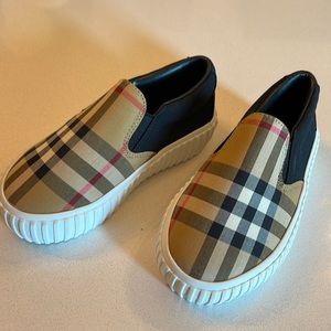 Brand new Burberry toddler shoes